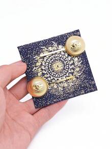 CHANEL Gold Metal Hair Clips With Embossed Logo (Set Of 2) Non-Slip Styling Hair Barrettes - Gold - View 4