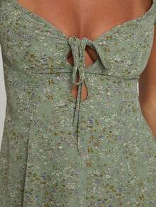 新款夏季女士雪纺印花系带吊带度假连衣裙，适合度假、日常休闲穿着和约会。纯色波西米亚风露背打结连衣裙，优雅时尚。 - 墨綠色 - 查看 6