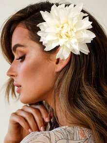 1个时尚优雅的超大多层人造花发夹，波西米亚风发卡，适合女性佩戴，可用于情人节、婚礼等场合，也可作为送给她的礼物。 - 彩色 - 查看 1