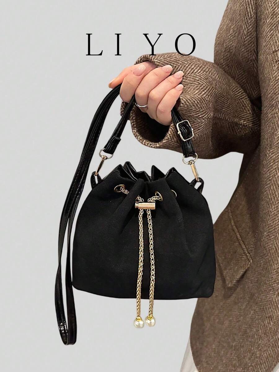 哑光皮革水桶包，女士时尚抽绳褶皱单肩包