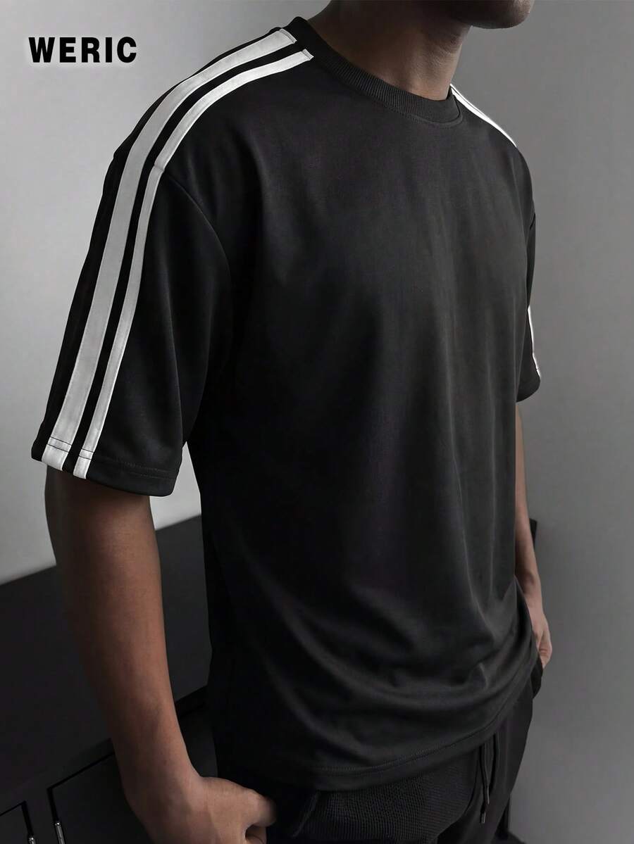 Kaos lengan pendek pria modis bergaya atletik dengan motif garis ganda dan kerah bulat sederhana, cocok untuk pakaian kasual sehari-hari, lari di musim semi dan musim panas, serta gaya jalanan. - Hitam - View 1