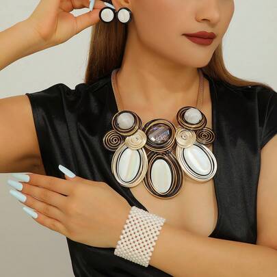 طقم مبالغ فيه متعدد الطبقات من السلسلة المصنوعة من سلك الألومنيوم المنسوج والراتنج على الطراز البوهيمي الأوروبي والشرق الأوسط، طقم عقد وأقراط وسوار أنيق مرصع بالكريستال، مناسب للحفلات والعطلات