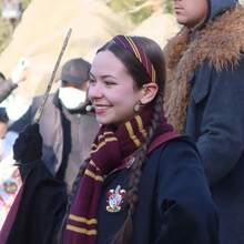 Warner Bros 华纳兄弟出品，霍格沃茨魔法世界条纹发箍，格兰芬多/拉文克拉/斯莱特林学院发箍，女孩日常装扮配饰 - 派对完美礼物发箍发圈 - 彩色 - 查看 3