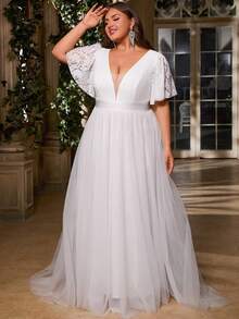 Women Plus Wedding Dresses - White - View 4
