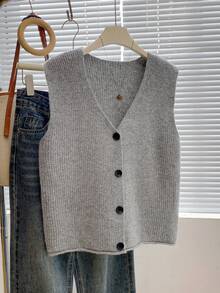 Women's Fashionable Deep V-Neck Ribbed Knit Sweater Vest, Regular Fit, Button Design, Suitable For Spring, Casual Top - Light Grey - View 3