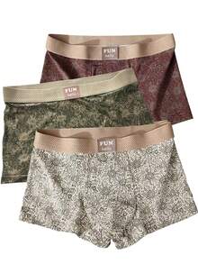 3条装男士平角内裤，休闲日常穿着，复古风格，舒适涤纶面料，柔软亲肤，适合运动和日常穿着。