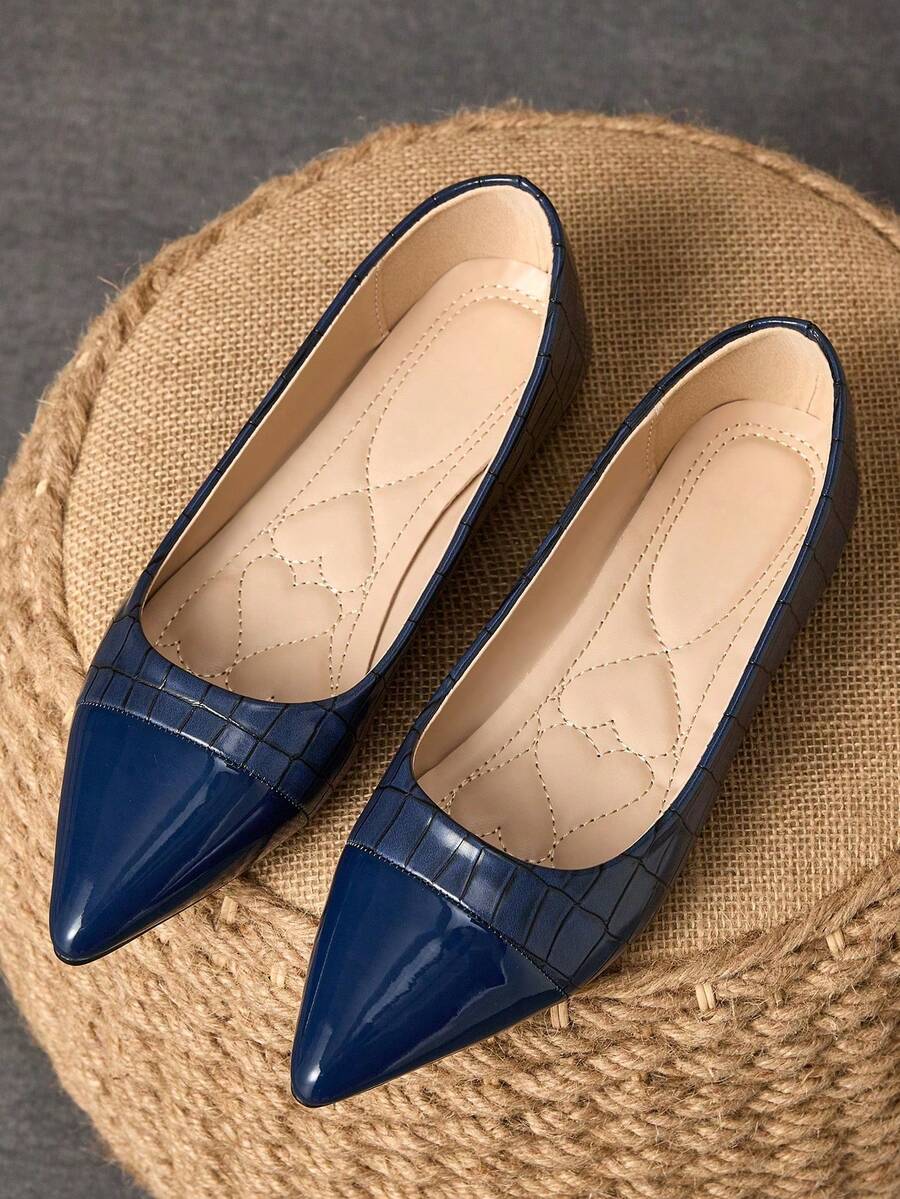 2025 New Fashion Pointed Toe Shoes, Versatile Casual Soft-Sole Elegant Outdoor Loafers, Available In Multiple Sizes - Navy Blue - View 1