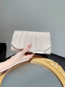 Túi xách cầm tay nữ cổ điển thanh lịch với thiết kế xếp ly, túi dự tiệc trang trọng, túi cô dâu lãng mạn, túi phong bì dự tiệc có dây xích. - Màu be - Xem 7