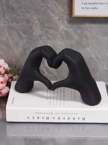 Resin Heart Gesture Home Decor Ornament, Room Decor, Bedroom Decor - Black - View 6