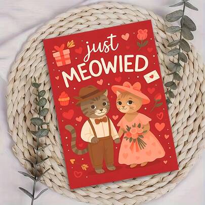 1 Thiệp Chúc Mừng Đám Cưới "Just Meowied Cat" - Thiệp chủ đề mèo đáng yêu - Hình minh họa cô dâu chú rể dễ thương, câu nói chơi chữ vui nhộn "Meowied", nền đỏ rực rỡ với trái tim và quà tặng, kèm phong bì, bên trong để trống viết lời nhắn cá nhân, món quà hoàn hảo cho các cặp đôi yêu mèo đang kỷ niệm đám cưới của họ, tấm thiệp tuyệt vời kết hợp giữa nét duyên dáng kỳ lạ và niềm vui đám cưới.