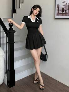 abyoxi Bộ đồ 2 mảnh màu đen trắng dành cho nữ gồm áo thun ngắn tay cổ polo ôm eo và chân váy xếp ly, phong cách thể thao thường ngày, thích hợp đi học, đi làm, đi chơi, ngày Valentine, hẹn hò, bộ đồ mùa xuân/hè. - màu đen - Xem 7