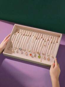 1 pieza Caja de almacenamiento de collares, bandeja de exhibición de joyas con tapa transparente para collares y colgantes, adecuada para mujeres y niñas, soporte en forma de T, bandeja de joyas de terciopelo, soporte para anillos, gabinete de exhibición, exhibición de joyas, caja de almacenamiento de anillos - Multicolor - Ver 11