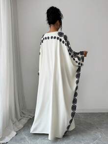 Middle Eastern Bohemian Style Modest Floral Print Vacation Beach Arabic Dress - White - View 2