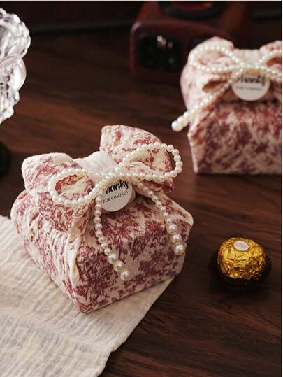 1pc Vintage Gift Box, Square Design, Holiday Gift Bag, High-Quality Wedding Gift Packaging Material, Multipurpose Gift Bag, Gift Storage Box, Party Decor, Suitable For Flower Gifts, Chocolate Gift Boxes, Applicable For Birthday Party, Holiday Celebration, Wedding, Anniversary, Valentine's Day And Other Occasions.