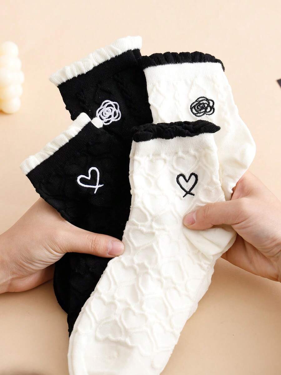 4双装女士低帮袜 - 华夫格针织花呢心形山茶花刺绣泡泡袜口，适合春夏穿着 - 彩色 - 查看 1