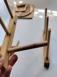 Fashionable Cup Holder - Stylish Dust-Proof Tea Set And Glassware Storage Rack