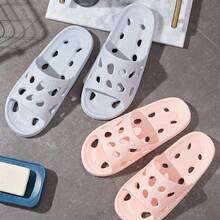 EVA Absorbent Anti-Slip Slippers: Quickly Absorb Moisture In The Bathroom To Keep It Dry And Comfortable. The Upper Is Easy To Clean And Wipe Clean. The Non-Slip And Durable Sole Has Strong Traction. The Soft And High-Elastic Material Can Withstand Folding And Compression Without Damage. Suitable For Bathroom, Living Room And Other Scenarios. - Multicolor - View 4