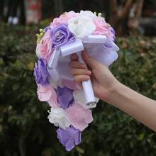 1件优雅浅紫色和粉色玫瑰金水晶瀑布新娘捧花，森系花果装饰，人造PE长泡沫玫瑰花束，永不凋谢，适用于新娘、伴娘、婚礼、情人节 PB1222B - 手捧花 - 查看 6