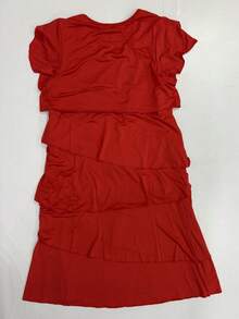 女士宽松修身分层荷叶边短袖连衣裙，春夏季时尚中长连衣裙