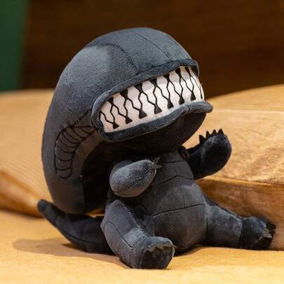 这款黑色外星人毛绒玩具造型可爱，人气爆棚。它是一款趣味十足的动漫风格毛绒玩具，是送给男孩、游戏玩家、收藏家以及作为圣诞节、生日和新年礼物的完美之选。