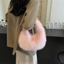 现货！2026新款冬季毛绒大容量手提包 - 女士粉色单肩托特包，时尚毛绒包。情人节送她的完美礼物，日常使用/约会/购物的理想之选。批发供应，限时特价，超值！冬季女士必备可爱包包！ - 粉色 - 查看 3