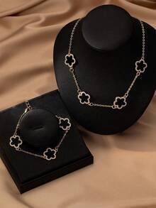 2pcs Elegant Clover Pendant With Rhinestones, Suitable For Teenage Girls Daily And Party Outfits, Gift For Bracelet And Necklace Set - Yellow Gold - View 2