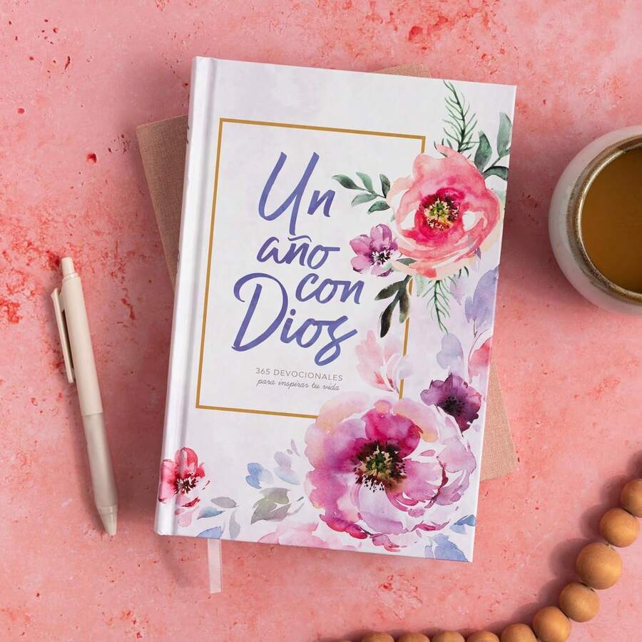 Un Año Con Dios: 365 Devocionales Para Inspirar Tu Vida | A Year With God: 365 Devotions To Inspire Your Life (Spanish Edition), Hardcover - Hardcover - View 1