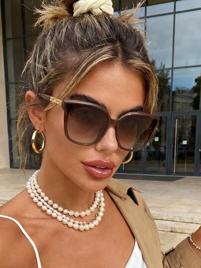 1 Pair Unisex Brown Square Retro High-End Sunglasses, Full Frame Versatile Stylish Glasses, Suitable For Vacation, Travel, Beach Accessories, Letter Design On Temple, Elegant Style