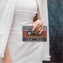 Women Retro Radio Tape-Shape Rhinestone Clutch Purse Vintage Crystal Evening Handbag Party Cocktail Shoulder Bag - 紅色 - 查看 2