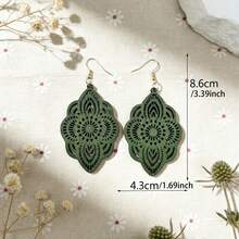 1 Pair Wooden Lace Pattern Carved Pendant Earrings - Green - View 8