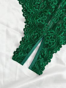 Plus Size Women Contrast Lace Hollow Out Sexy Lingerie Camisole - Green - View 4