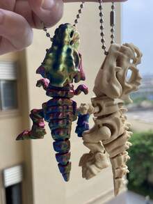 1pc 3D Printed Tyrannosaurus Rex Keychain Pendant - Dinosaur Skeleton - Unique Keychain/Movable Jaw/Brontosaurus Skeleton Pendant/Movable Joints/Backpack Pendant/Christmas Pendant Gift, Perfect Gift For Family And Friends - Multicolor - View 10