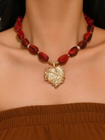 1pc Elegant Fashion Personalized Gold Heart, Orange Red Resin 3D Heart Pendant Necklace, French Drip Oil, Gold Chain, Asymmetrical Beaded Styles, Quality Necklace For Women, Suitable For Daily Wear, Vacation, Party, Matching Sexy Outfits. Please Understand That Each Resin Pendant Has An Injection Molding Gate At The Bottom.