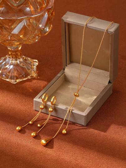 1pc Women's Fashion European & American Style Copper Plated Water Drop Tassel Pendant Necklace, Suitable For Holidays, Parties, Vacations And Daily Wear, Velvet Bag Packaging