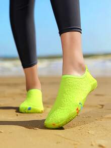 女士水鞋，速干赤足水鞋 - 透气轻便，四季皆宜，适合游泳、沙滩、徒步、室内健身和排球运动，鞋面采用织物面料，橡胶鞋底。 - 螢光綠 - 查看 3