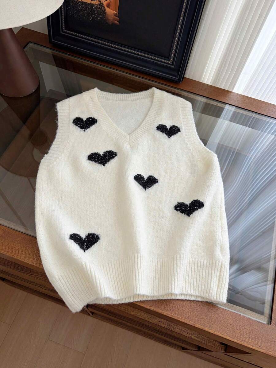 1件女士爱心亮片V领撞色针织背心，百搭柔软甜美无袖叠穿马甲，情人节必备