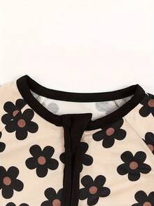 MIOZING Floral Print Baby Romper Children Clothing / Bamboo Fiber Fabric / Long Sleeve Zipper Jumpsuit For Baby Boys Girls/ Flower Pattern Clothes/ Loungewear/ Playwear/ Daily Outfits/ Casual Wear/ Baby Floral Romper/ Flower Romper/ Baby Girl Romper Jumpsuit/ Kpop Clothes For Girls/ Baby Outfits/ Fashion Baby Clothes/ Cute Baby Wear/ Infant Jumpsuit/ Baby Clothes Girl / Boy Baby Clothes/ Kids Clothes Girls/ Halloween / Christmas - màu đen - Xem 4