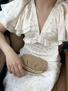 优雅女士白色碎花V领荷叶边短袖长连衣裙，修身A字梭织面料长款连衣裙。夏季 - 白色 - 查看 4