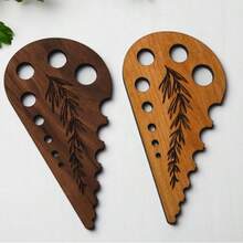 This Heavy-Duty Herb Peeler And Stem Remover Is A Kitchen Tool That Combines Practicality With Aesthetic Appeal. Featuring An Elegant Wooden Design, It Offers Exceptional Texture And A Comfortable Grip. - Multicolor - View 7