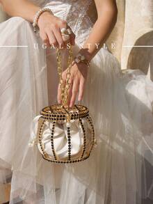 奢华女士纯色钻石晚宴包，精致金属灯笼造型手提包，完美适用于晚宴和派对，可搭配日常装、正装、舞会礼服、生日礼服。 - 彩色 - 查看 1