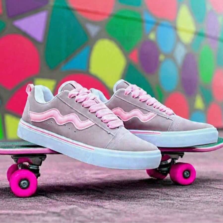Tenis casual feminino masculino KNU Premium Old sola reta skatista Casual Camurça Escola Férias Academia e fitness Ar livre Universitário Desportivo Roupas Rua Casamento Festa Escritório Skate  Desportivo    Amarrar    Casa - Cinza e Rosa - Visão 1