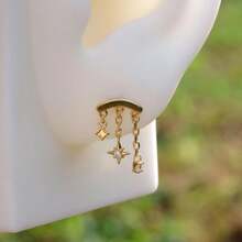 1件精致优雅的星形立方氧化锆流苏耳骨耳环，适合女性在约会、派对、音乐节和日常佩戴，是情人节、母亲节的理想礼物，也可作为日常佩戴的珠宝。高品质，百搭。 - 耳飾 - 查看 7