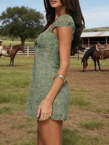 新款夏季女士雪纺印花系带吊带度假连衣裙，适合度假、日常休闲穿着和约会。纯色波西米亚风露背打结连衣裙，优雅时尚。 - 墨綠色 - 查看 4