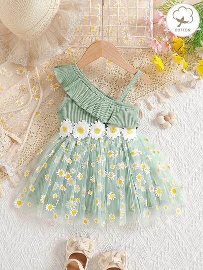 夏季新款女婴个性化吊带拼接花卉网纱连衣裙，可爱清新，适合玩耍和拍照