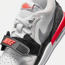 Zapatillas casuales Air Jordan Legacy 312 Low (GS), CD9054-113 - Blanco y Negro - Ver 8