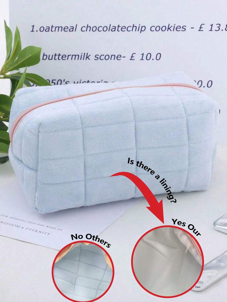 1 Túi chần bông kẻ caro xanh dương, túi bát giác xách tay tiện dụng để đi làm, túi đựng đồ trang điểm số lượng lớn, túi trang điểm có khóa kéo thời trang và giản dị, dung tích lớn, túi đựng đồ dùng du lịch, túi đựng mỹ phẩm cần thiết cho kỳ nghỉ để đựng tai nghe, sạc, son môi, mỹ phẩm, nước hoa, sản phẩm chăm sóc da và làm đẹp, đồ trang trí nhà cửa, dành cho mẹ, y tá, sinh viên, nữ sinh, chìa khóa, quà tặng ngày lễ, túi nhỏ, túi đựng đồ trang điểm, đồ dùng cần thiết khi đi du lịch.