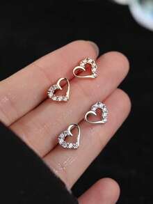 1 Pair Silver Sweet Heart Partially Paved Crystal Stud Earrings, Classic High-End Versatile Minimalist Earrings For Women, Suitable For Daily Wear And Valentine's Day - 耳钉 - View 1