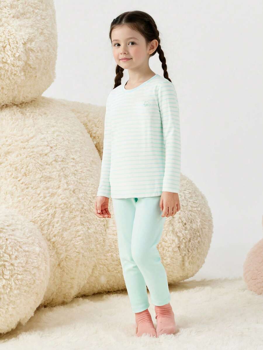 Bộ đồ lót giữ nhiệt cho bé gái, chất liệu cotton mềm mại, thoải mái, thích hợp mặc trong mùa xuân/thu.