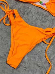 女士时尚夏季沙滩橙色褶皱镂空彩色串珠装饰比基尼套装