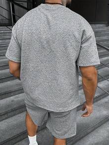 男士提花面料休闲宽松透气上衣和及膝短裤两件套，适合日常穿着和篮球运动。 - 灰色 - 查看 3